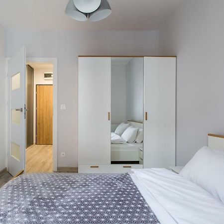 Luksusowy Apartament Przy Targach Poznan Ngoại thất bức ảnh